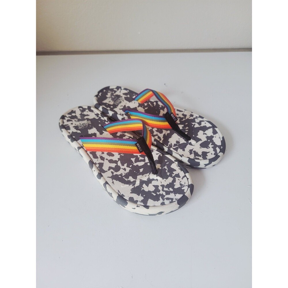 REI Co-op Kids Flip Flops Cow Print Rainbow Strap Black White Size 6/7
